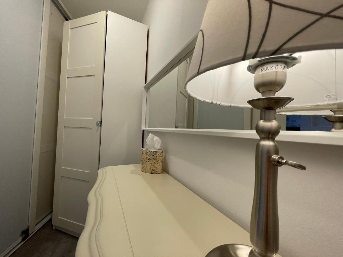 St Georges Balcony Suite With Parking Portsmouth Exteriör bild