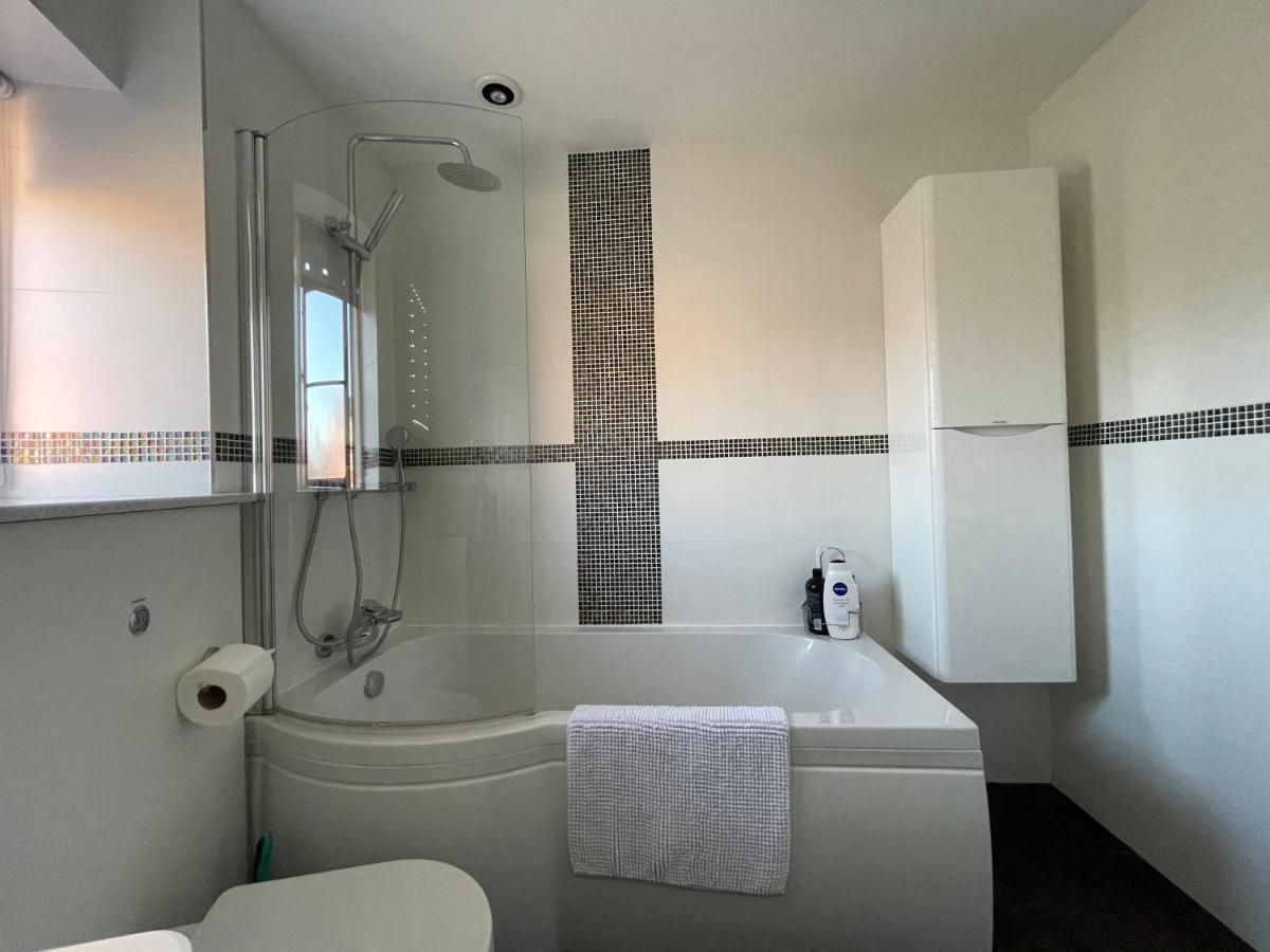 St Georges Balcony Suite With Parking Portsmouth Exteriör bild